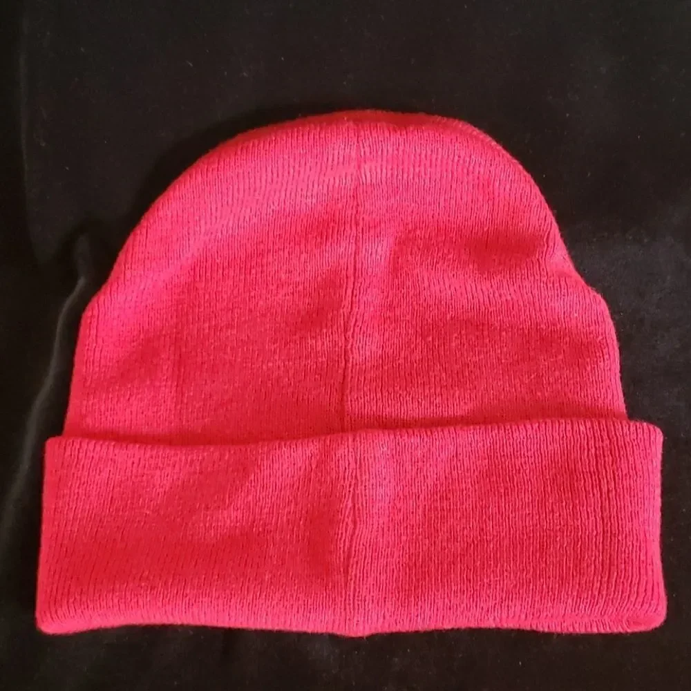 Bright Red Wisconsin Badgers Knit Hat Yth Sz 8-20